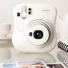 富士instax mini 25拍立得相機 新蛋網(wǎng)588元包郵，捕捉即時樂趣